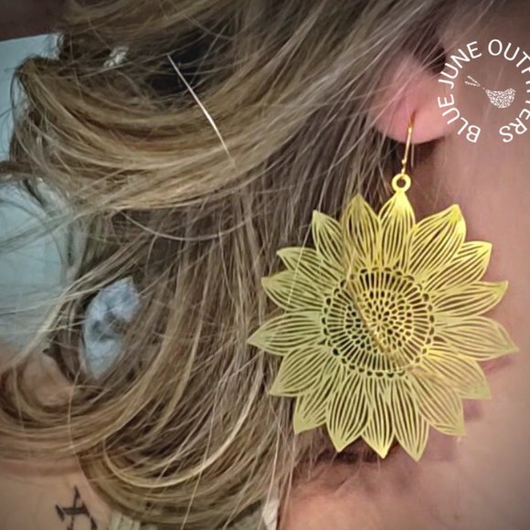 Bohemian Sunflower Earrings - Picture 1 of 5